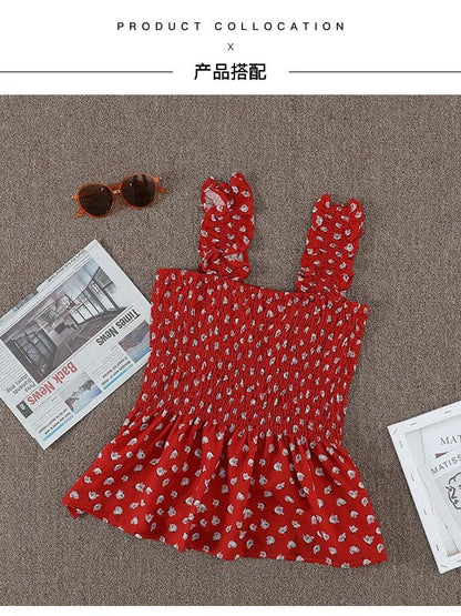 Floral Pleated Sleeveless Top with Slim Fit Pullover Style