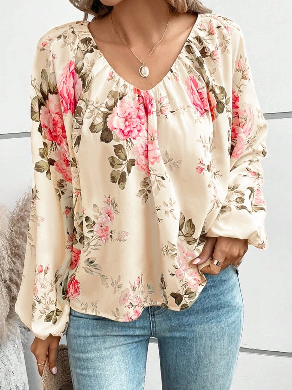 Floral Print Beige V-Neck Blouse with Lantern Sleeves