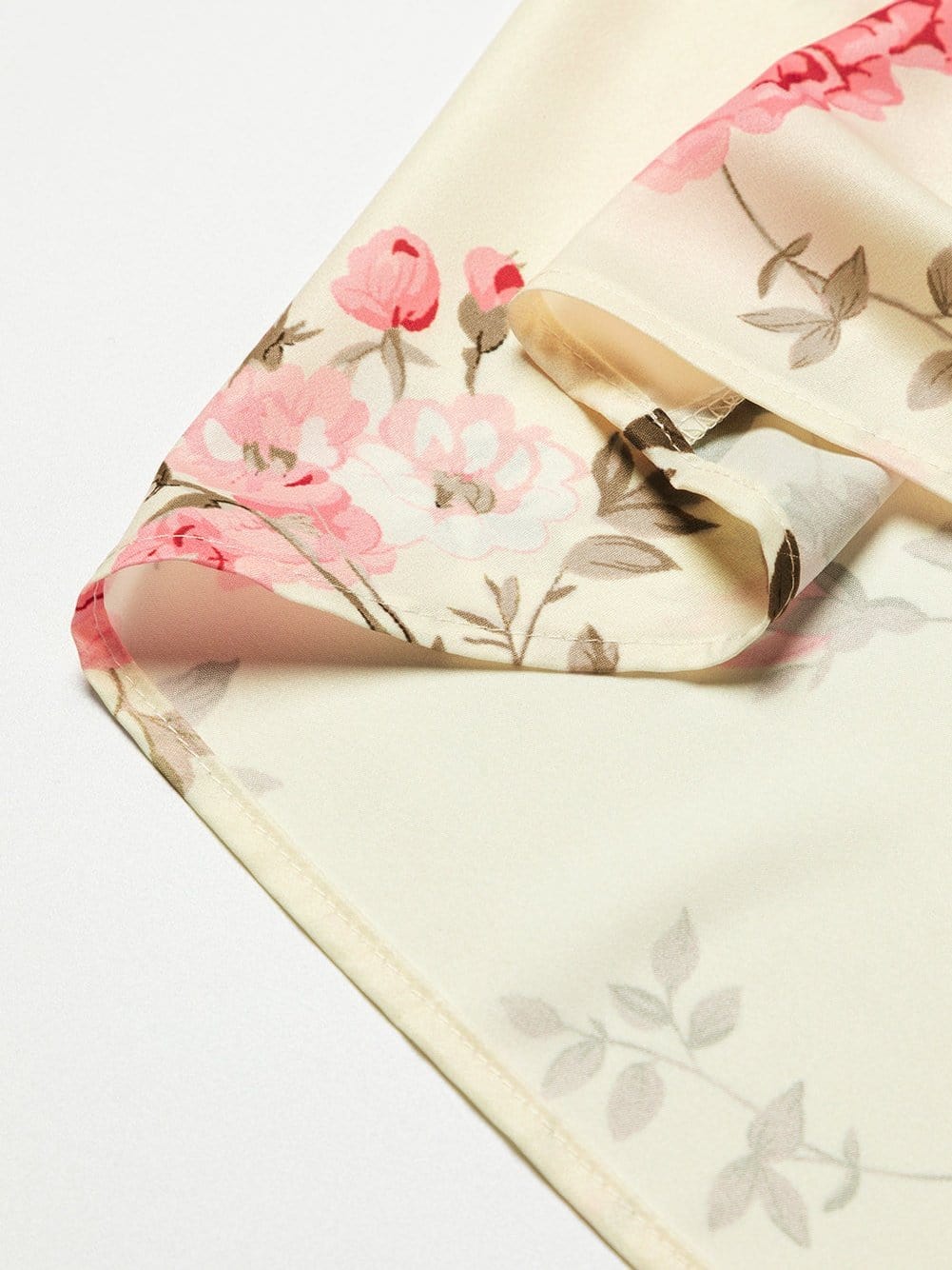 Floral Print Beige V-Neck Blouse with Lantern Sleeves