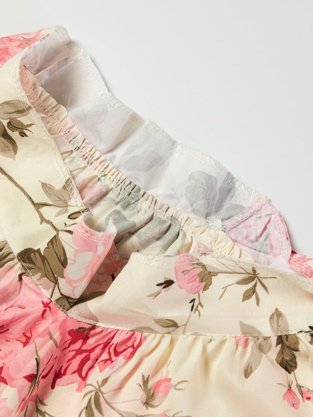 Floral Print Beige V-Neck Blouse with Lantern Sleeves