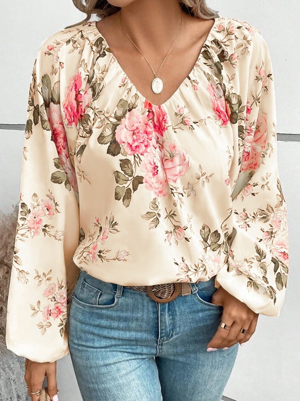 Floral Print Beige V-Neck Blouse with Lantern Sleeves