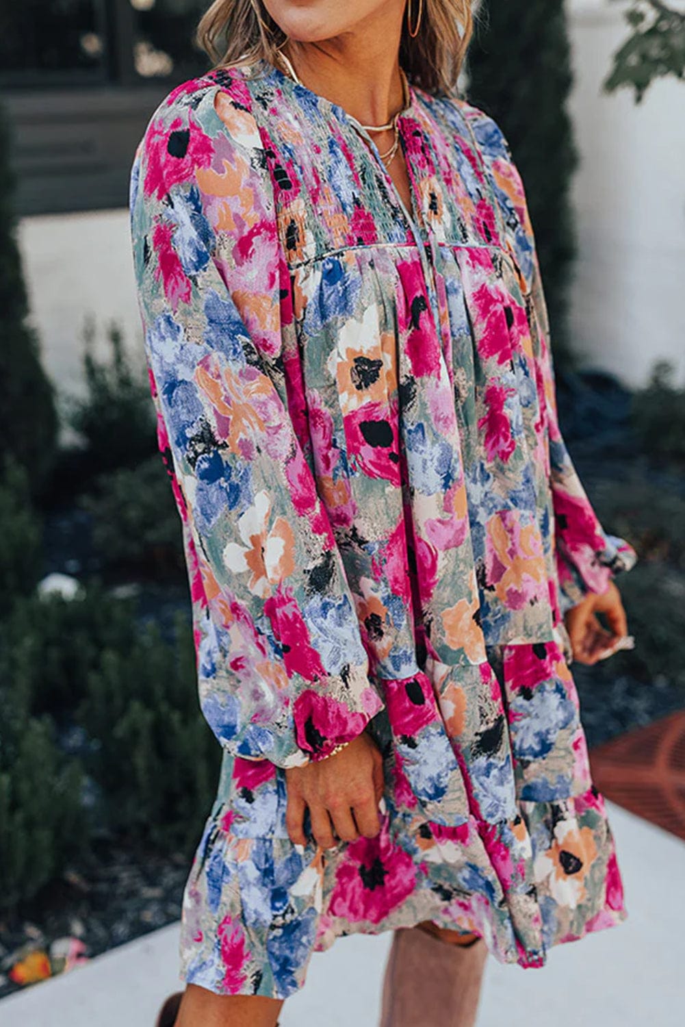 Floral Print Bubble Sleeve Shift Dress with V-Neck Tie
