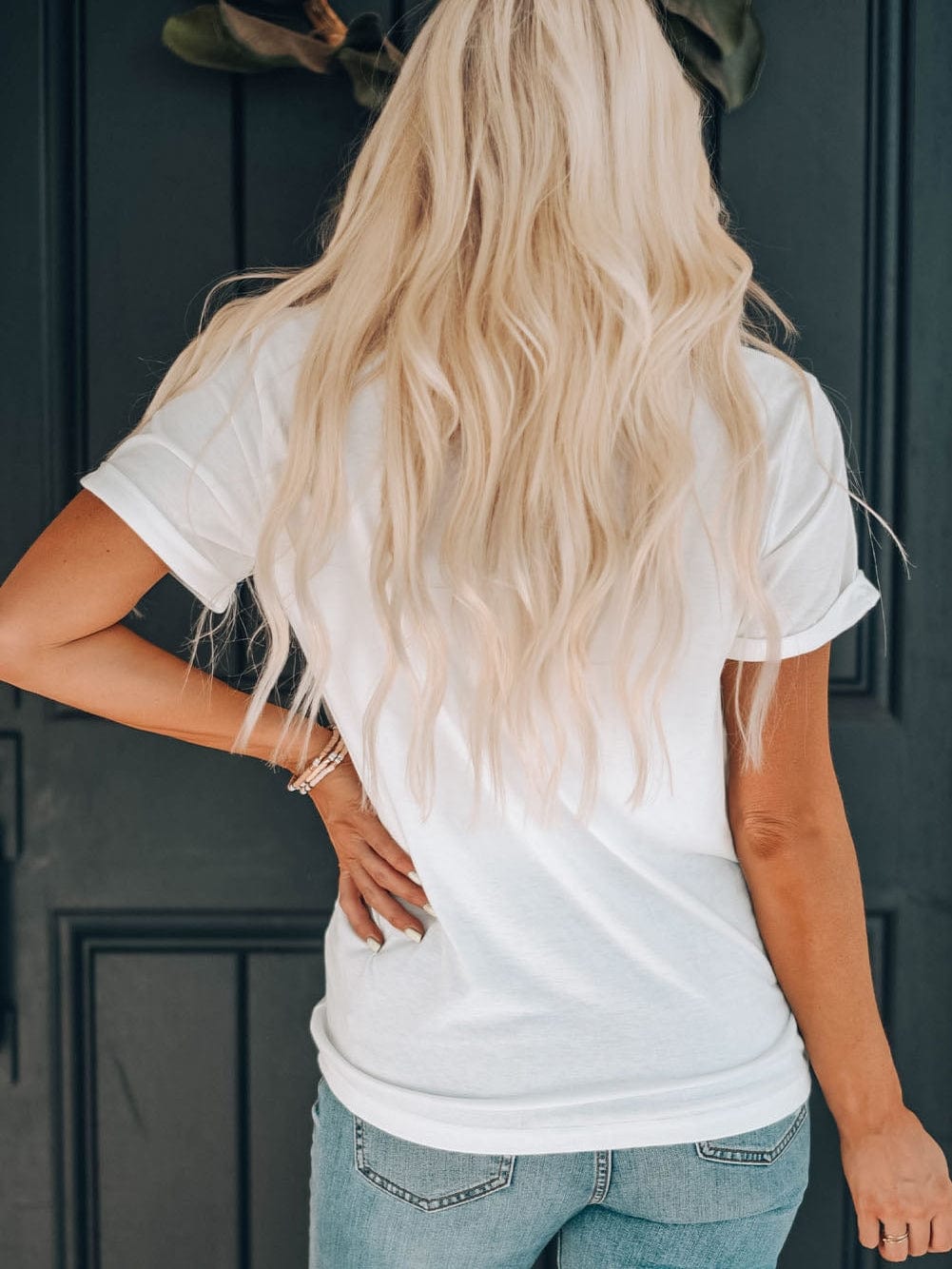 Flowy White Bow Knot Graphic Print Round Neck T-shirt