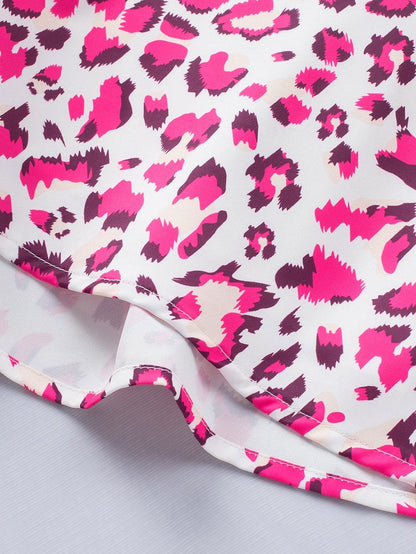 Fluttering Rose Leopard Print Casual Shorts