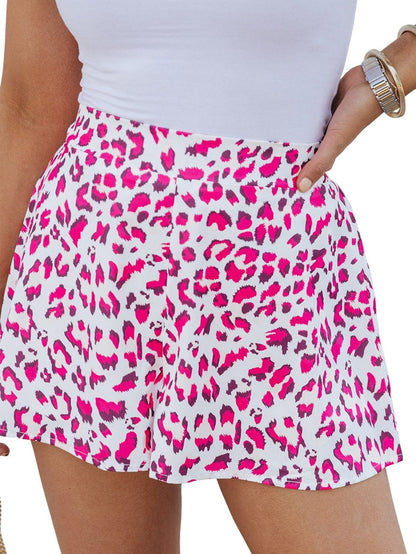 Fluttering Rose Leopard Print Casual Shorts