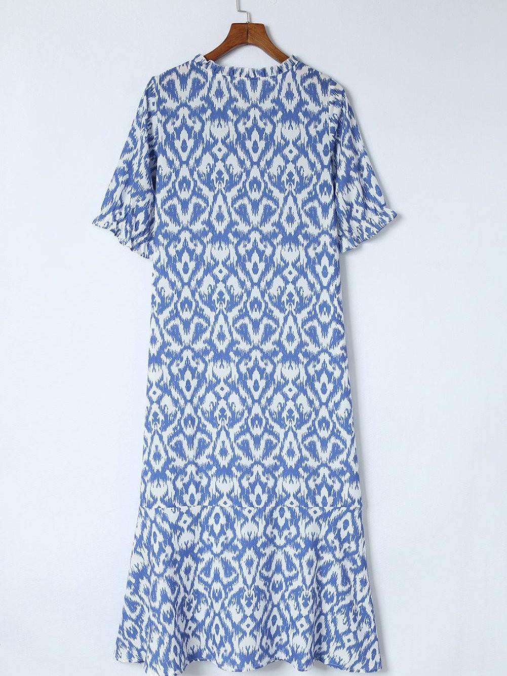 Geometric Print Sky Blue V Neck Maxi Dress for Casual Chic