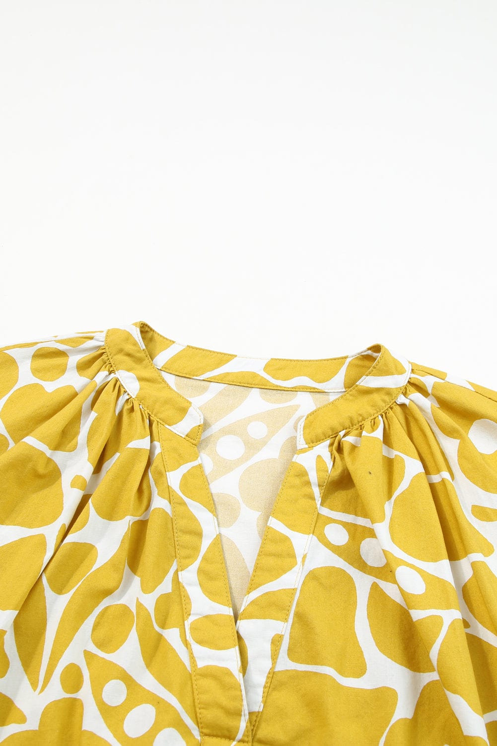 Ginger Floral V-Neck Relaxed Fit Blouse with Long Sleeves