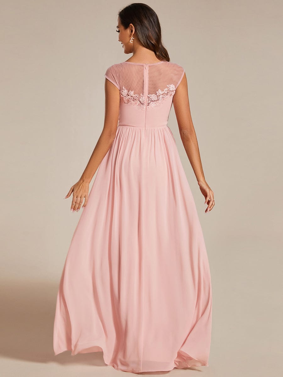 Graceful Chiffon Evening Gown with Cap Sleeves and Shoulder Applique
