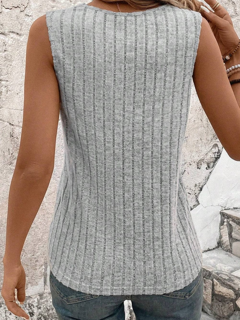 Gray Ribbed V-Neck Tank Top with Wide Texture