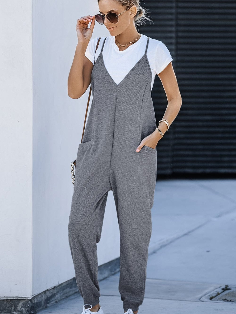 Gray Textured Sleeveless V-Neck Pocketed Casual Jumpsuit