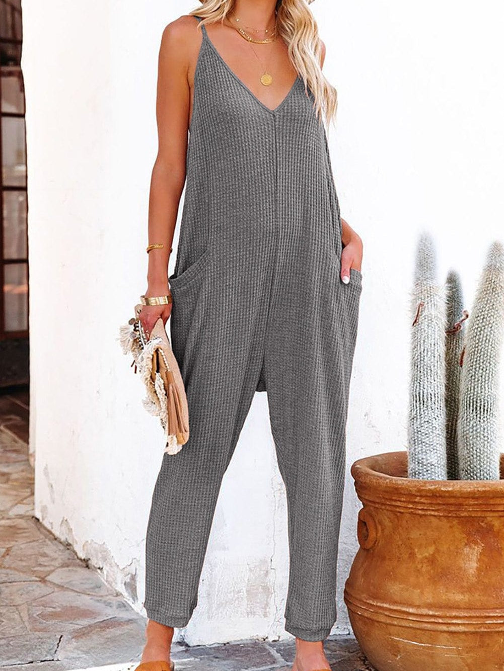 Gray Textured Sleeveless V-Neck Pocketed Casual Jumpsuit