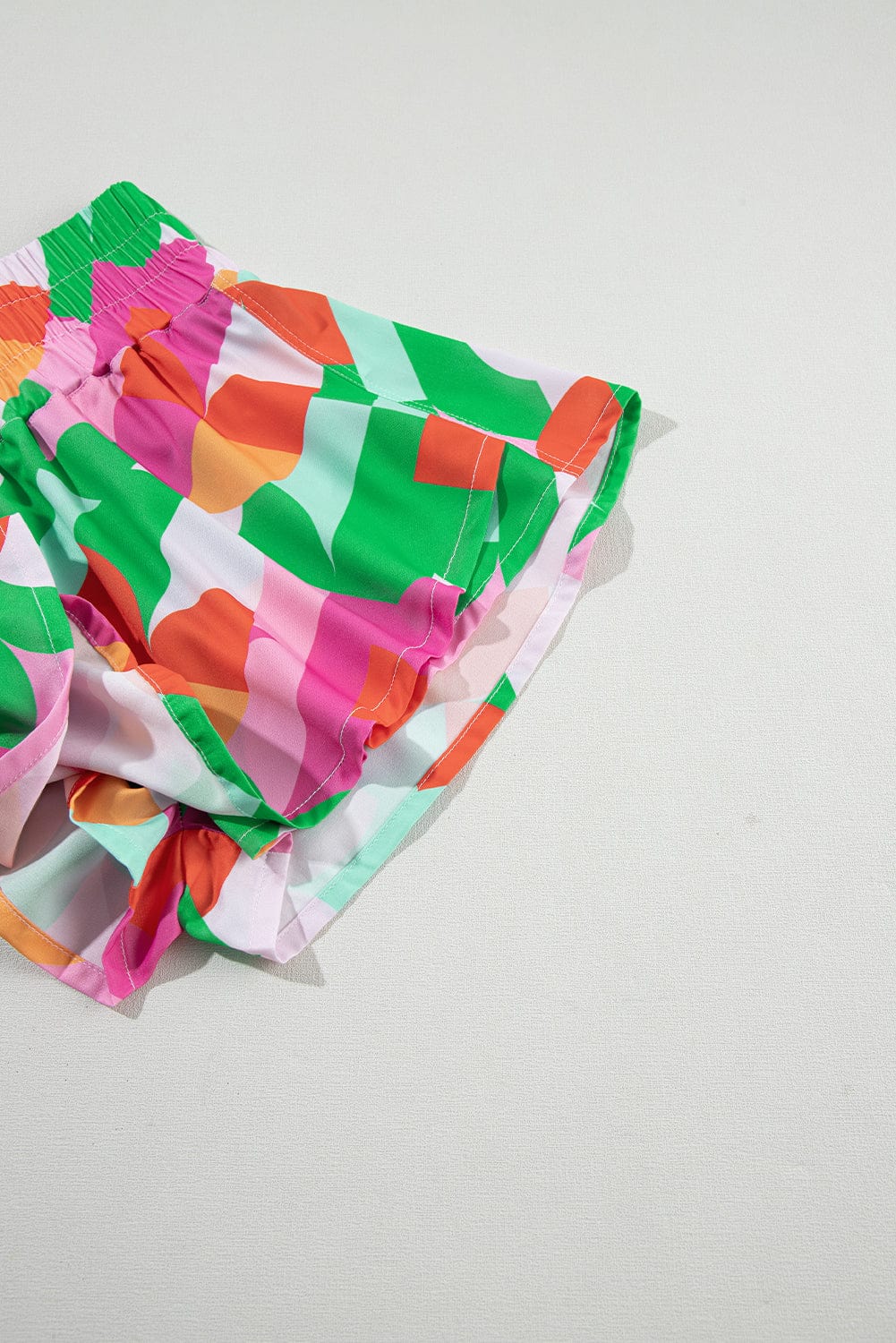 Green Abstract Print Smocked Waist Loose Fit Shorts