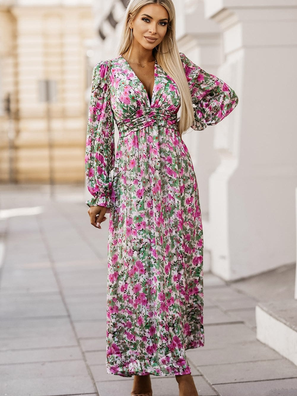 Green Blossom Beauty V Neck Ruched Maxi Dress with Cinched Waist