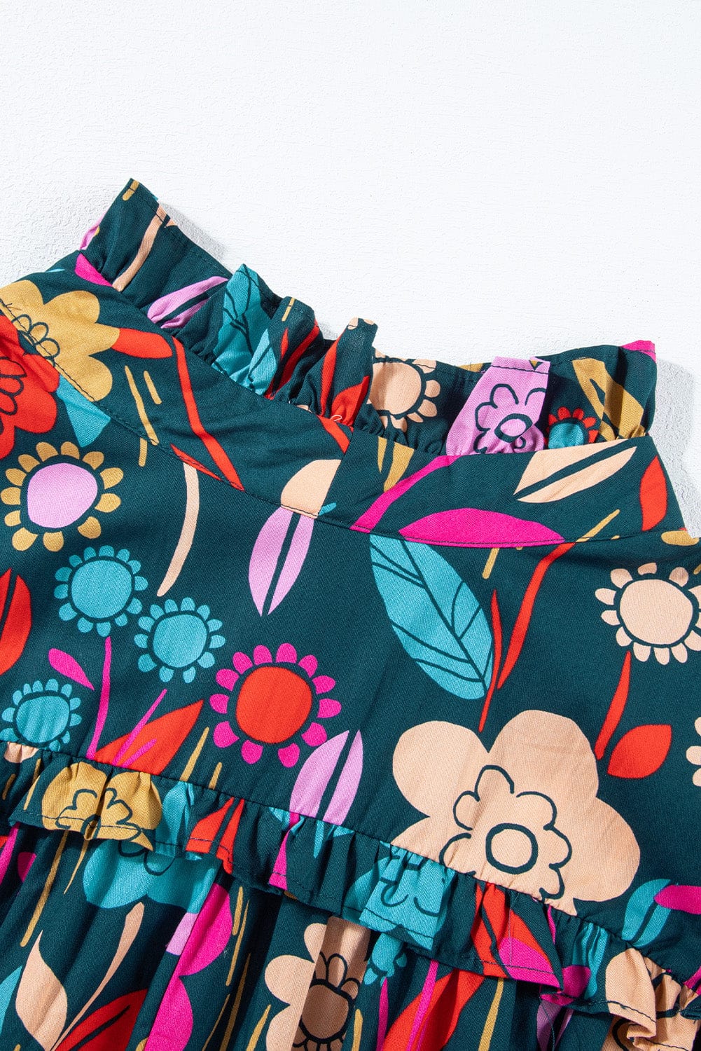 Green Blossom Tie-Up V-Neck Puff Sleeve Blouse