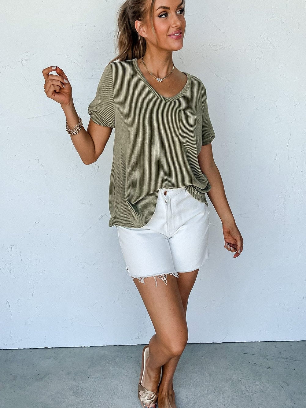 Green Corded Twist V Neck Short Sleeve Ribbed Top