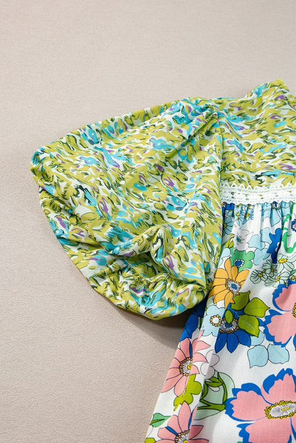 Green Floral Bubble Sleeve Lace Trim Blouse