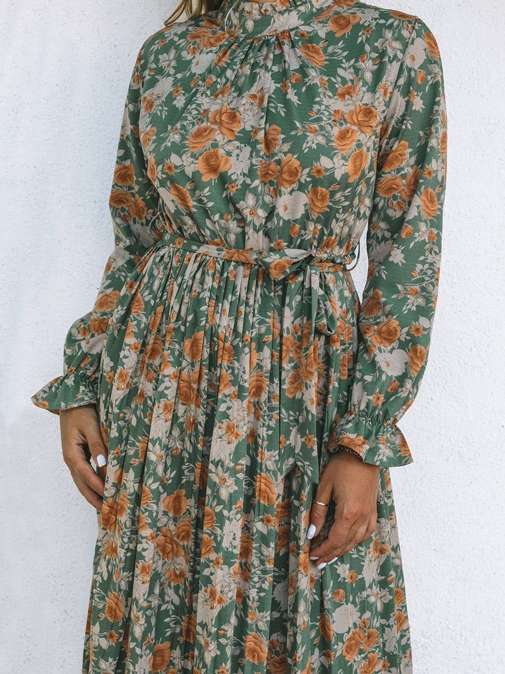 Green Floral Pleated Maxi Dress with Tie - Elegant Long Sleeve Shift Dress