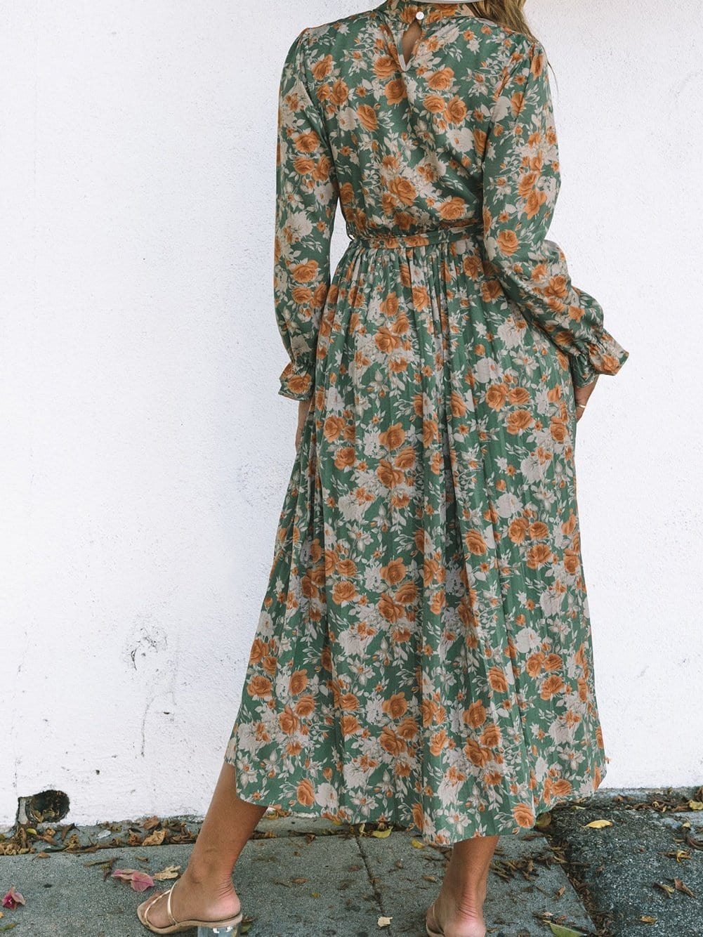 Green Floral Pleated Maxi Dress with Tie - Elegant Long Sleeve Shift Dress