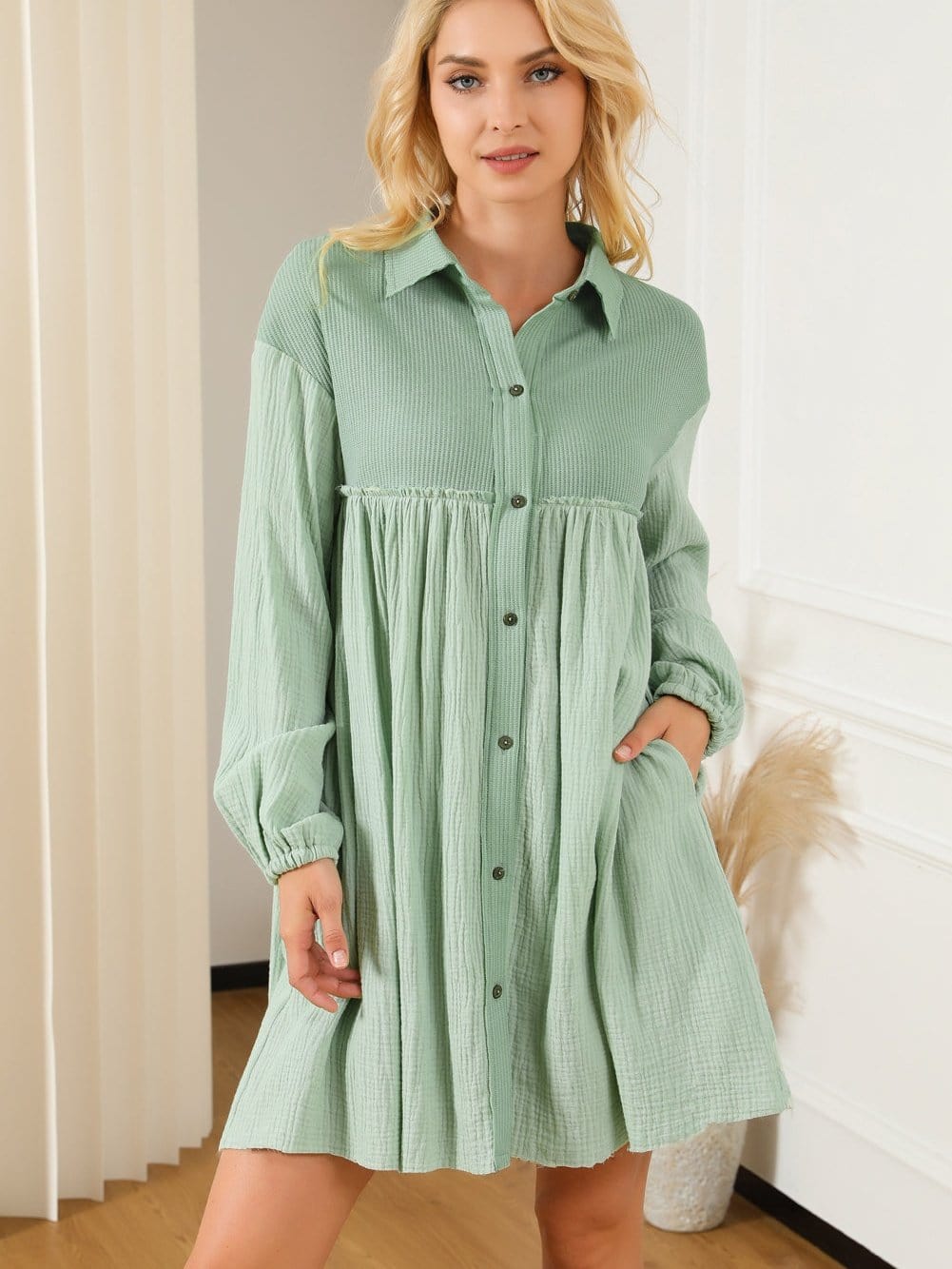 Green Patchwork Crinkle Puff Sleeve Shirt Dress with Eye-catching Design