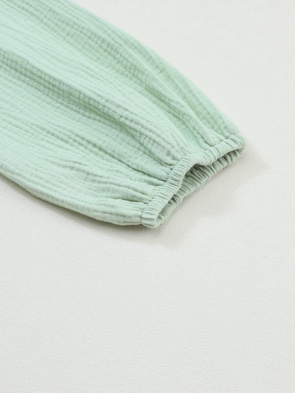 Green Patchwork Crinkle Puff Sleeve Shirt Dress with Eye-catching Design