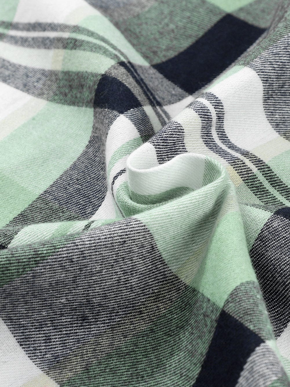 Green Plaid Button-Up Shirt with Chest Pockets