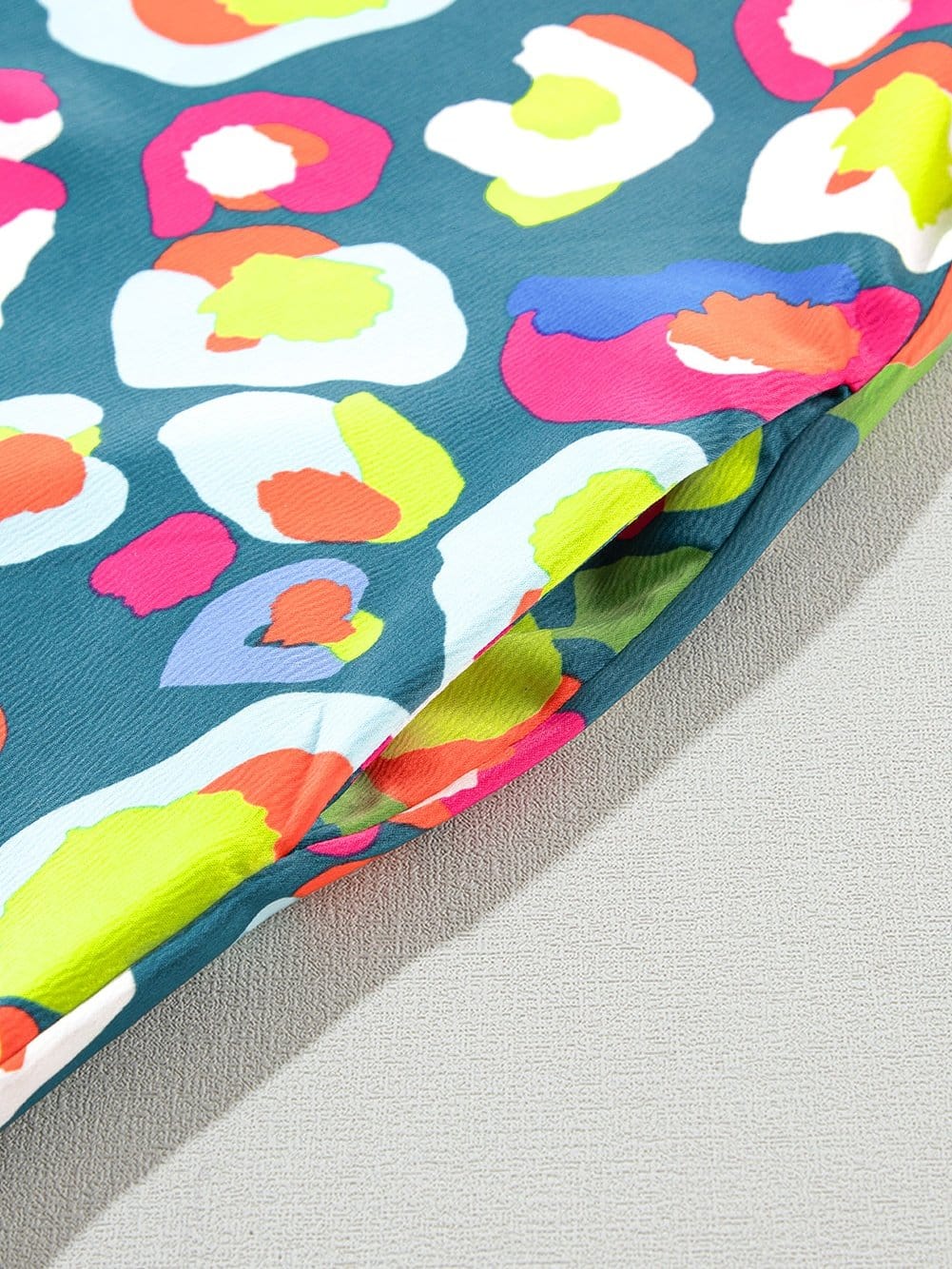 Green Polka Dot Printed Collared Neck Half Sleeve Shift Dress