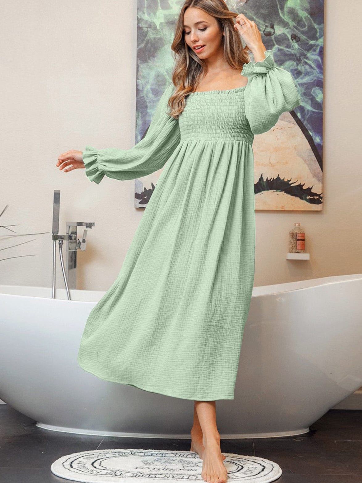 Green Textured Square Neck Bubble Sleeve Maxi Dress