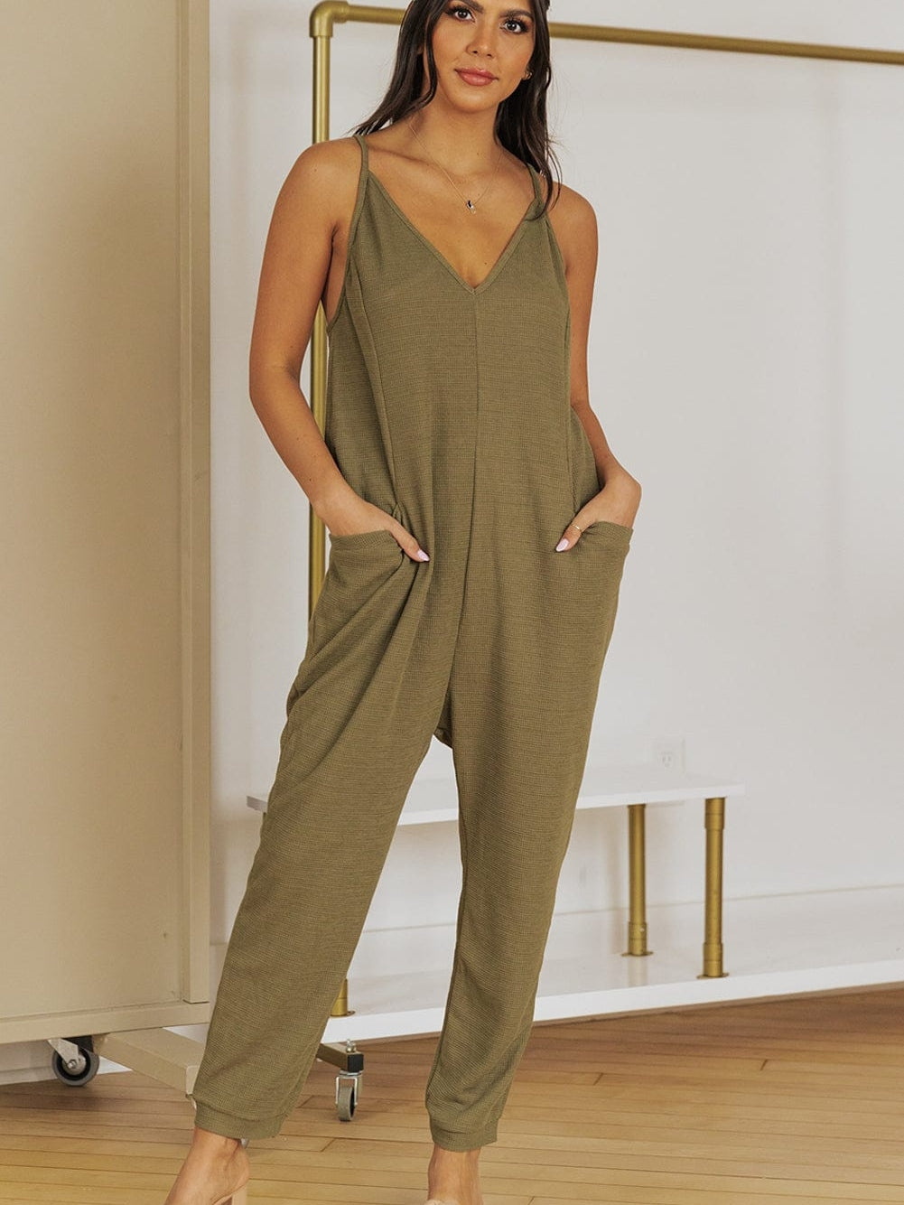 Green Waffle Knit Sleeveless V-Neck Casual Jumpsuit with Pockets