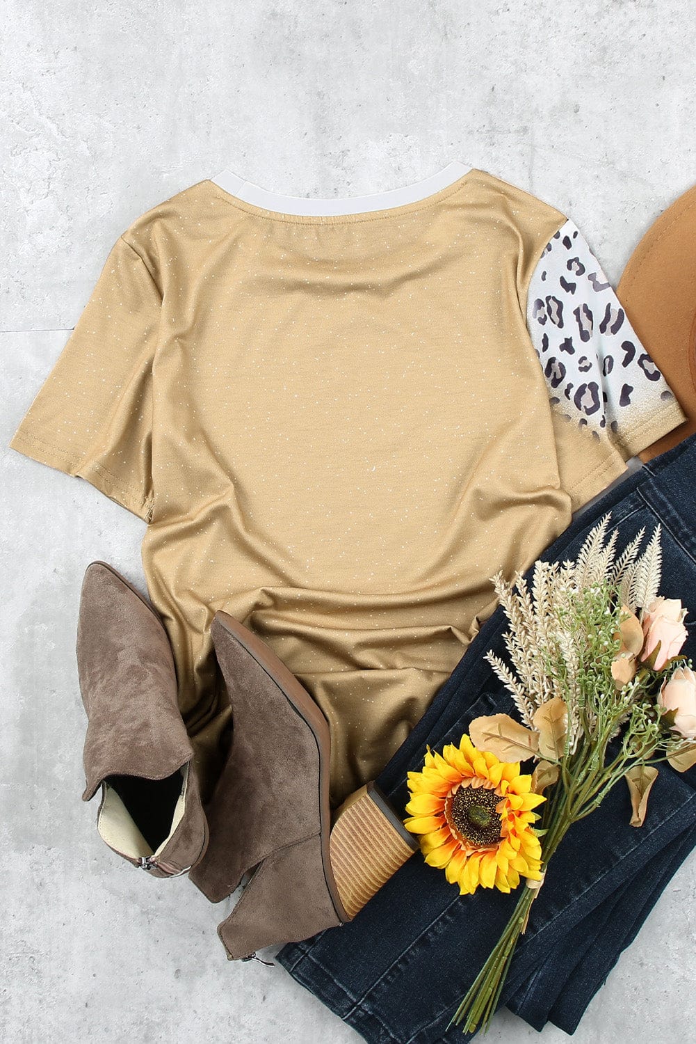 Half Holy Khaki Asymmetric Leopard Graphic Tee