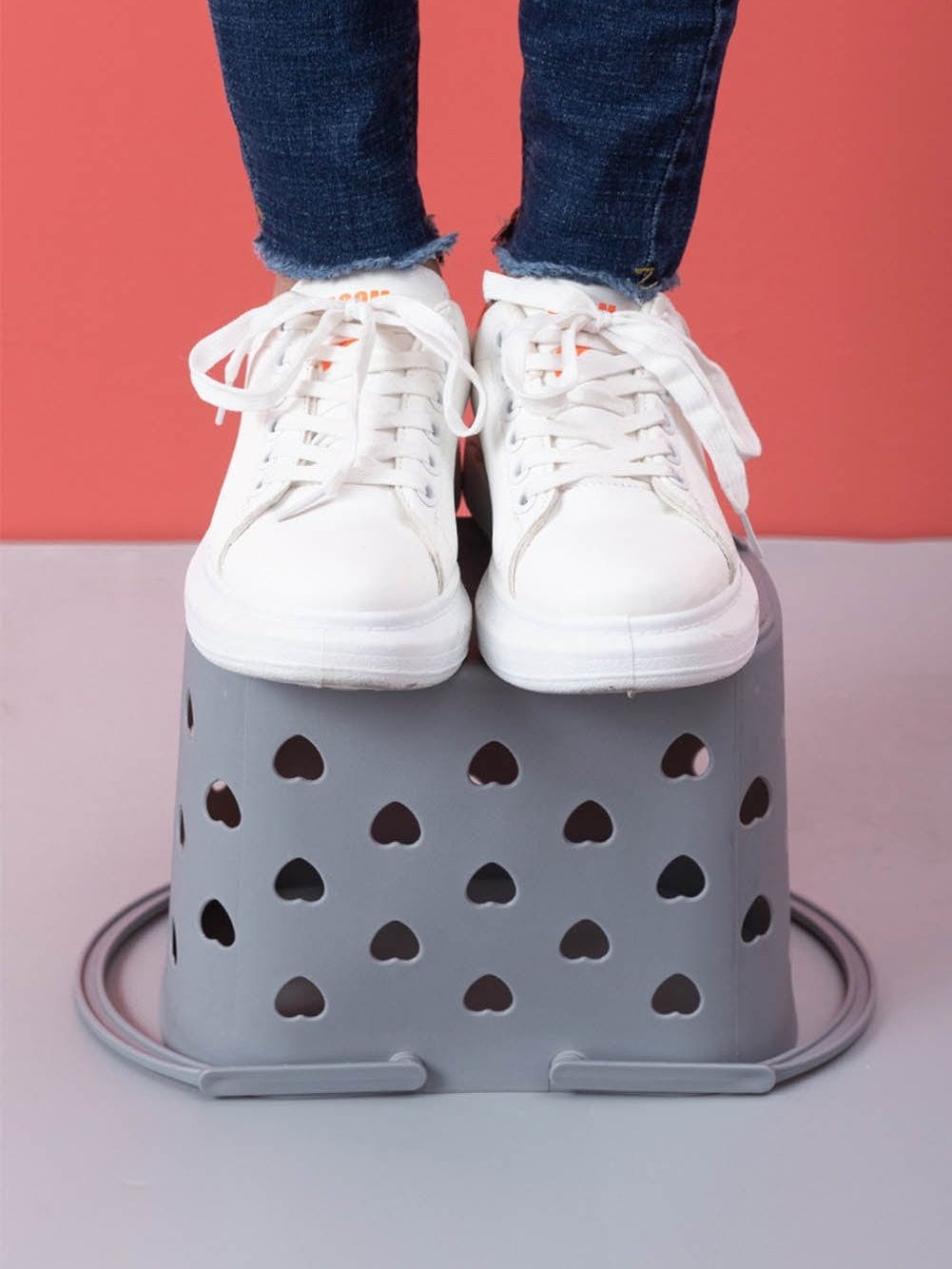Heart-shaped Gray Plastic Storage Basket with Handles