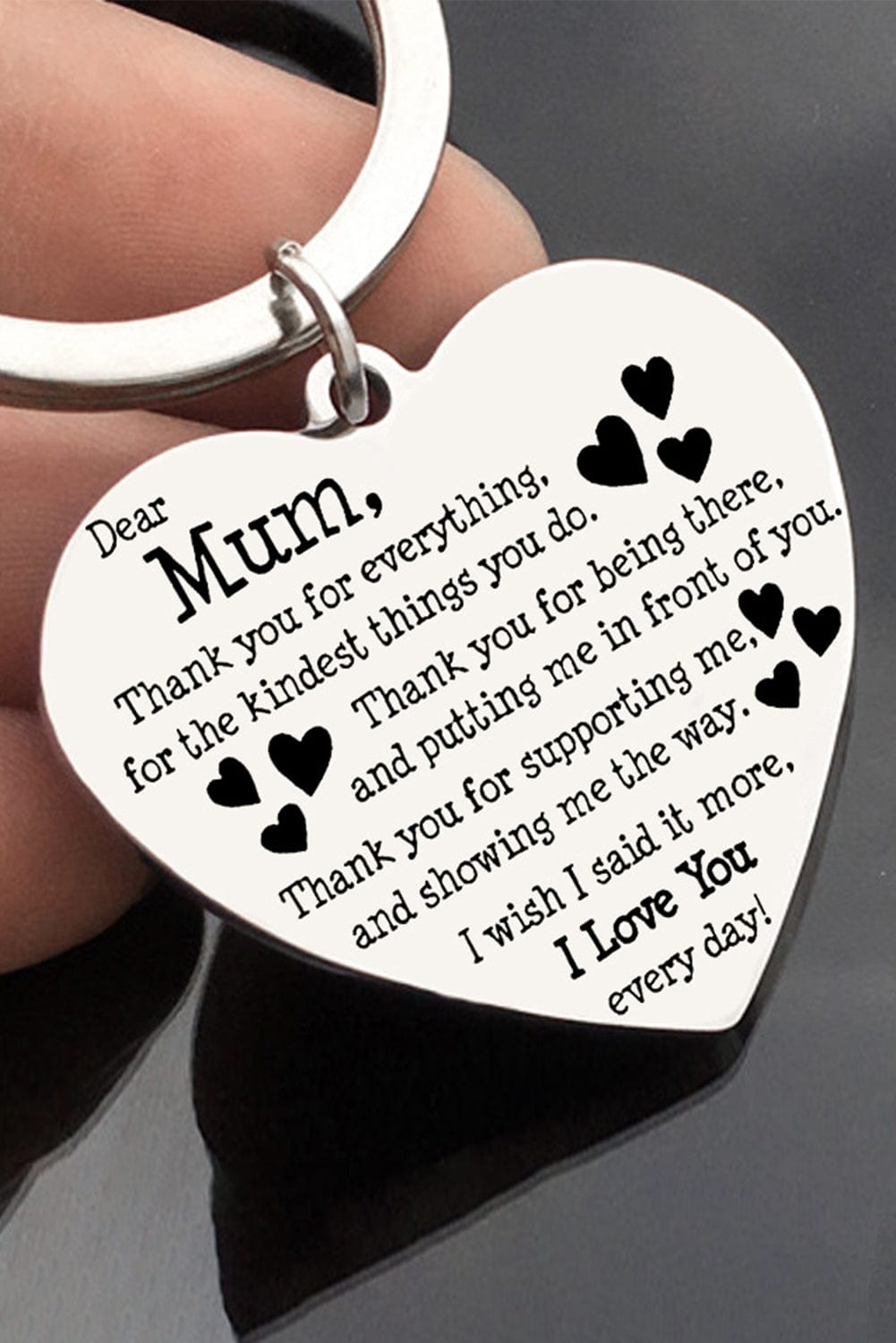 Heartfelt White Mum Appreciation Keychain Gift