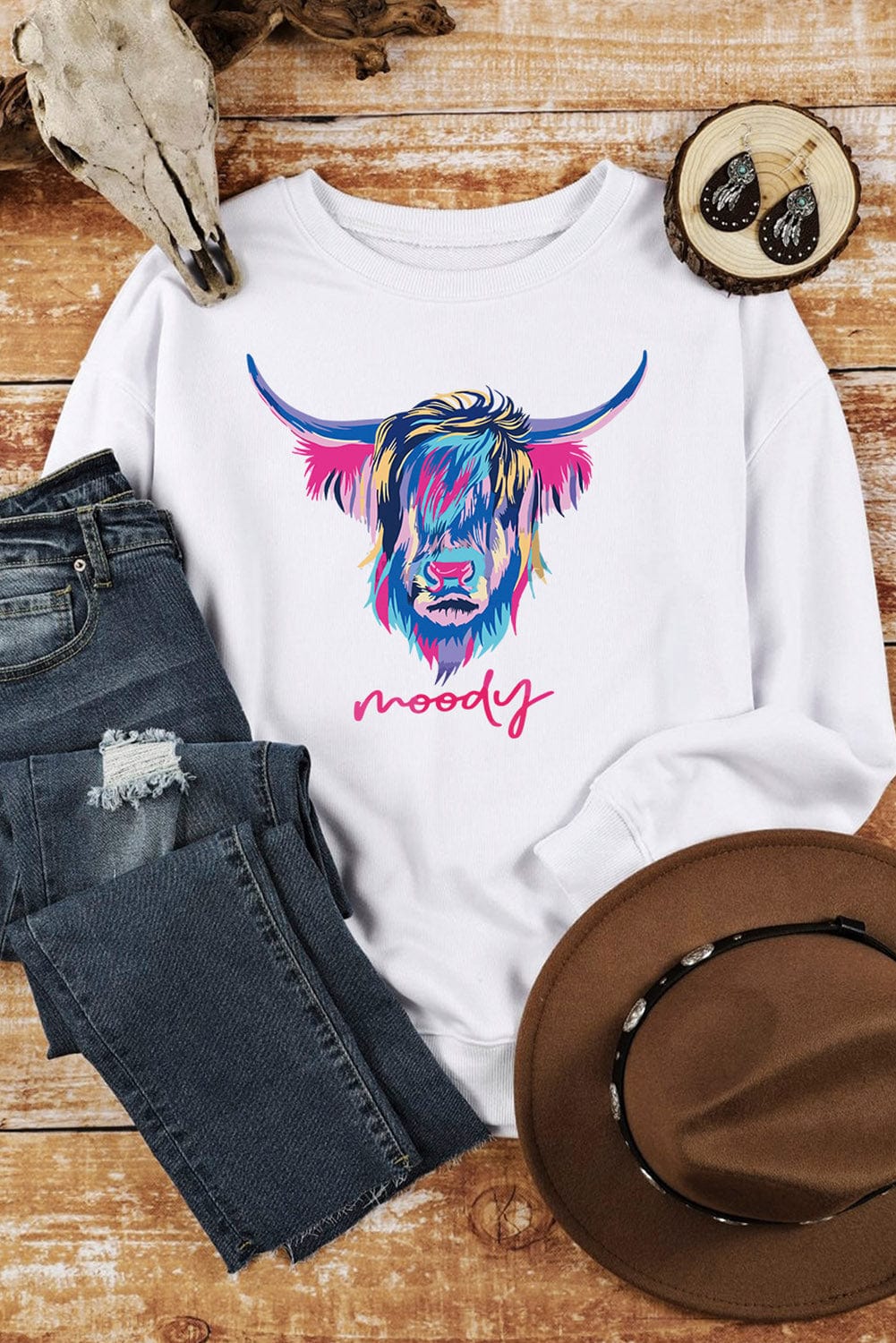 Highland Heifer Print White Sweatshirt for Western Style Fans