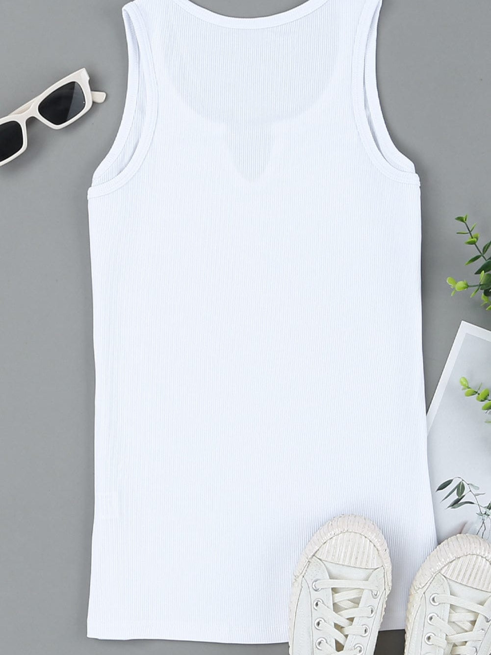 Ivory V-Neck Textured Knit Sleeveless Top