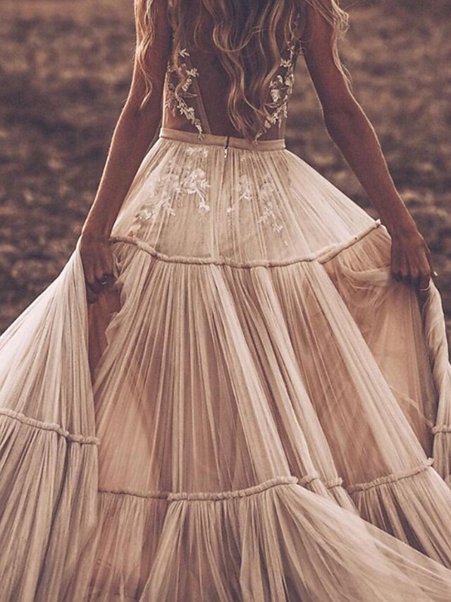 Beach Sexy Boho Wedding Dresses A-Line V Neck Sleeveless Floor Length Tulle Bridal Gowns With Appliques 2023 Summer Wedding Party, Women's Clothing - LuckyFash™