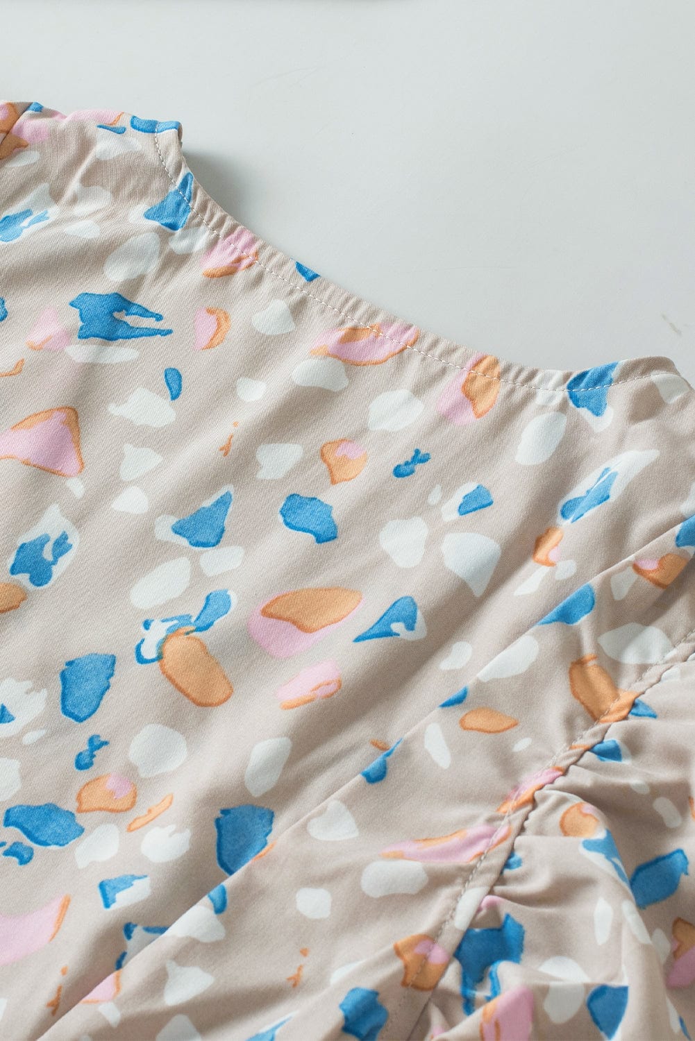 Khaki Abstract Print Crisscross V Neck Ruffle Sleeve Flowy Blouse