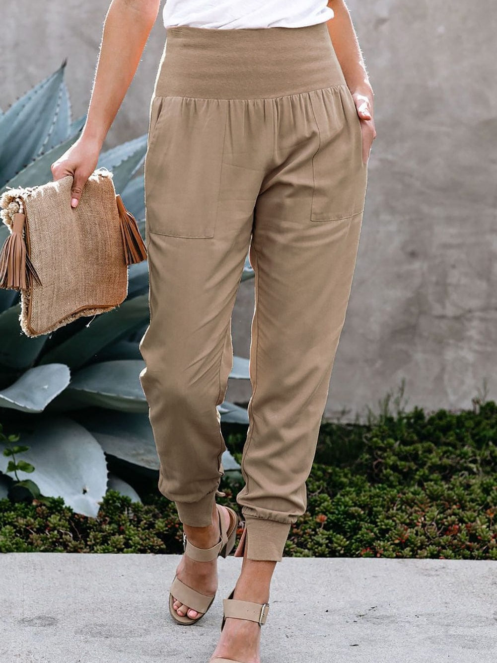 Khaki Pocketed Casual Joggers