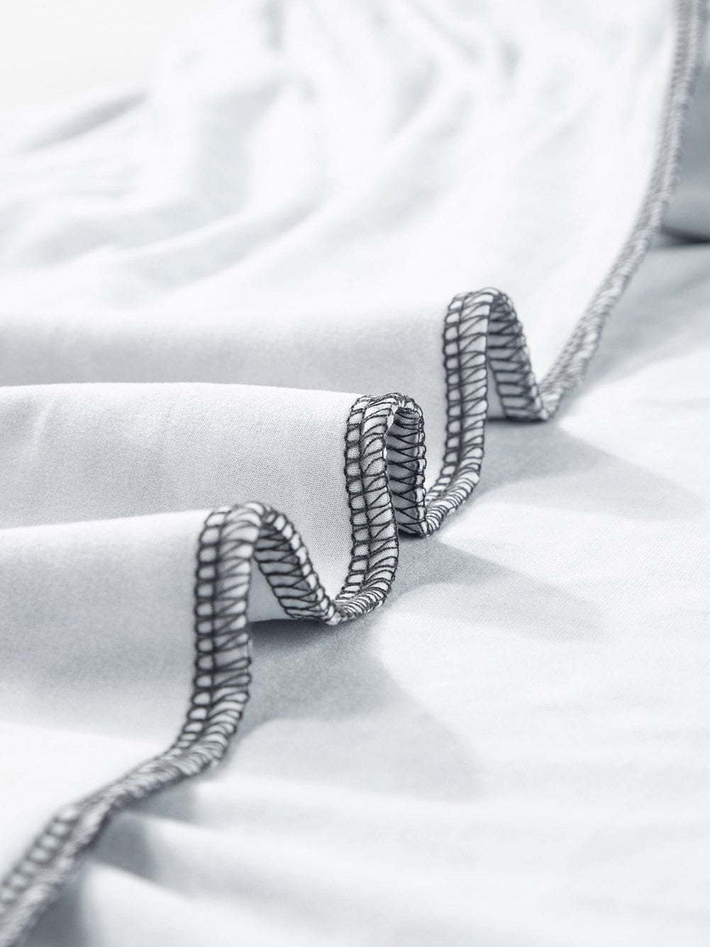 Leopard Print Maxi Dress with Fitted Bodice and Long Sleeves