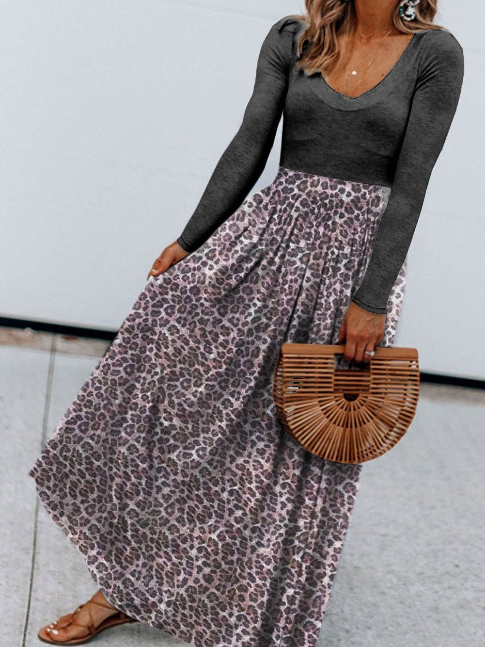 Leopard Print Maxi Dress with Fitted Bodice and Long Sleeves