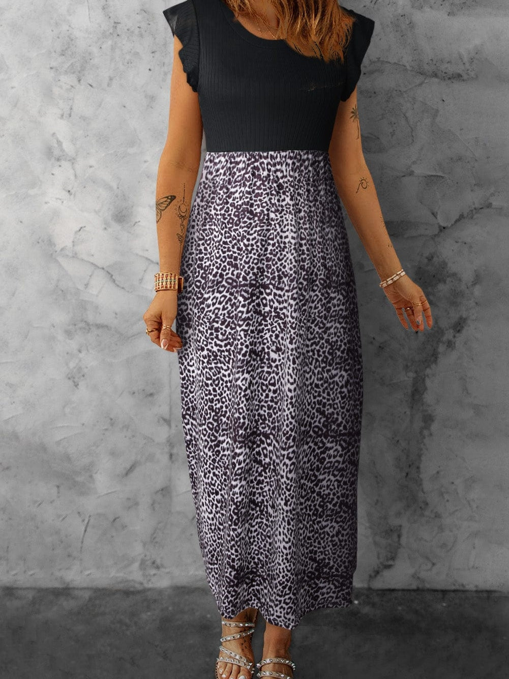 Leopard Print Ribbed Maxi Dress with Flutter Sleeves and Pockets