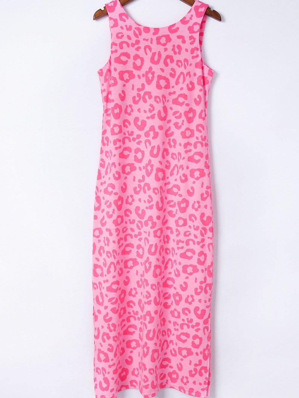 Leopard Print Sleeveless Maxi Dress for Stylish Summer Days