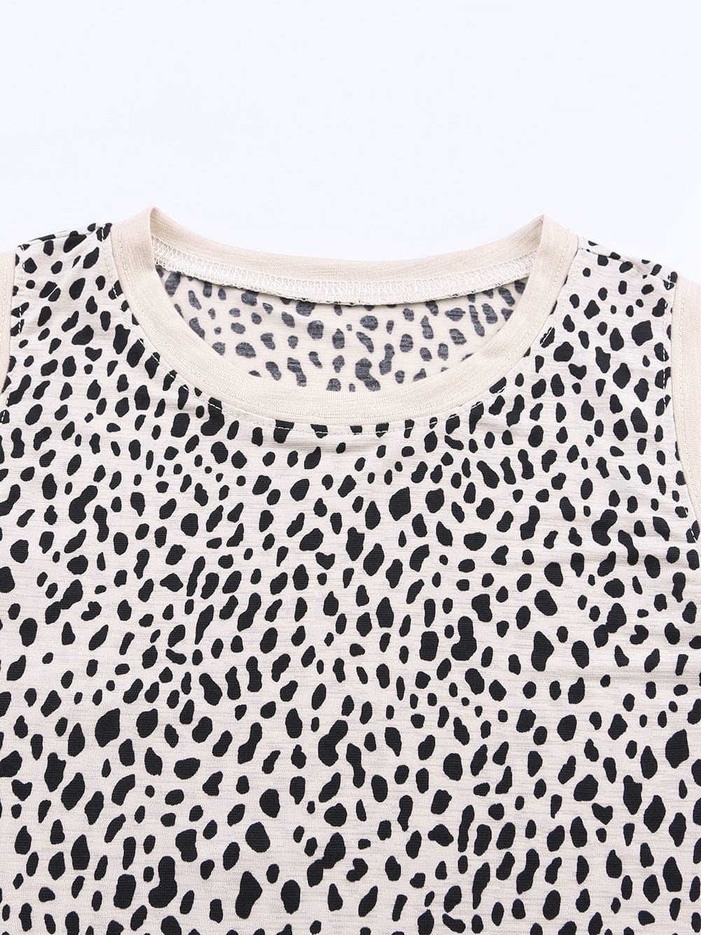 Leopard Print Sleeveless Round Neck Top