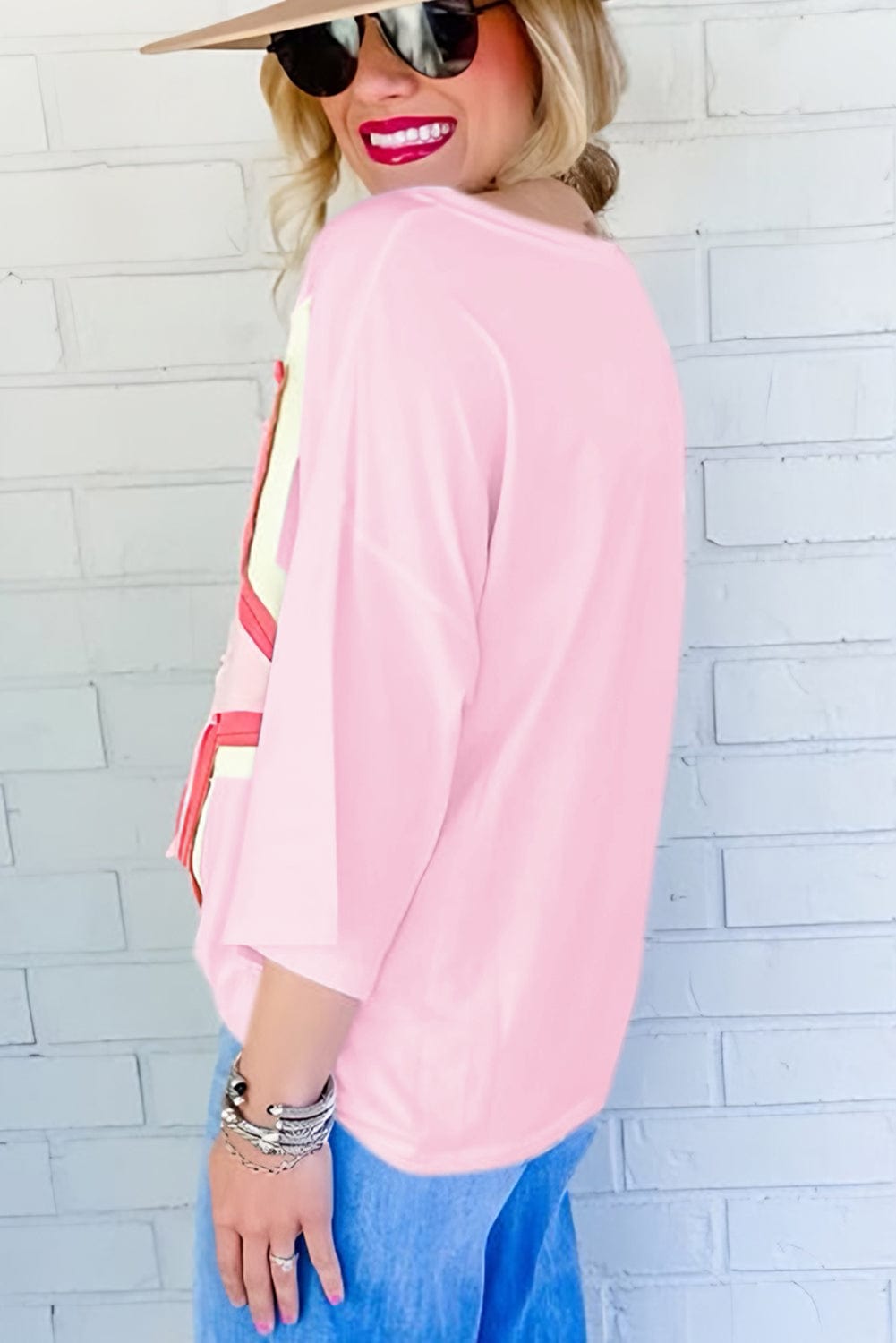 Light Pink Star Patched Oversized Tee for Casual Chic Style