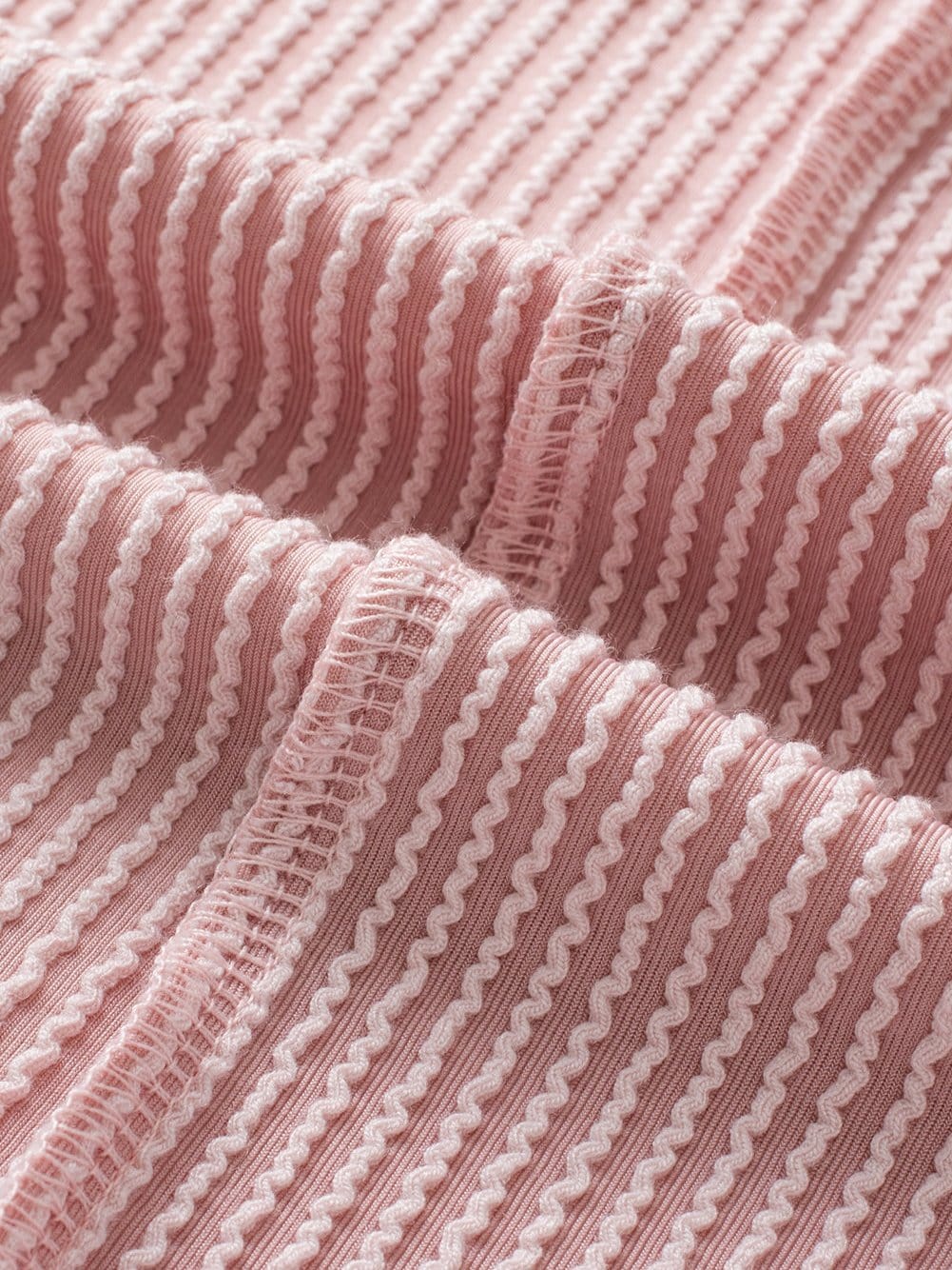 Light Pink Textured Trim Ribbed T-Shirt with Round Neck