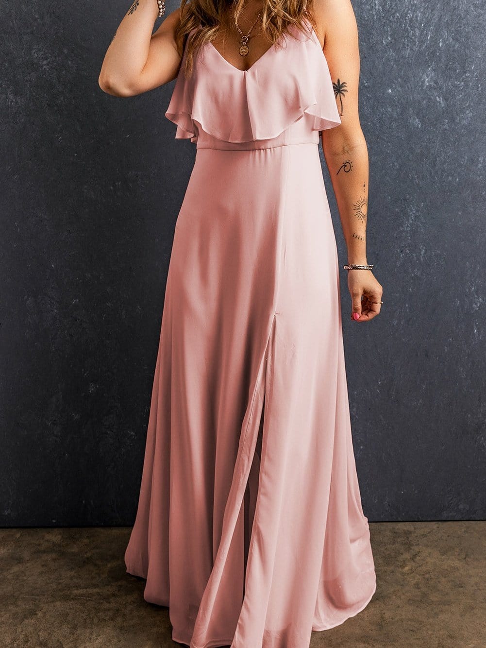 Light Pink V-Neck Ruffled Spaghetti Strap Maxi Dress with Split Hem