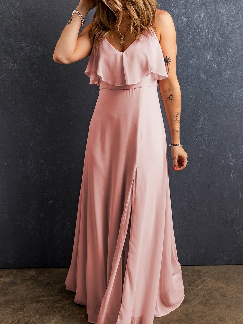 Light Pink V-Neck Ruffled Spaghetti Strap Maxi Dress with Split Hem