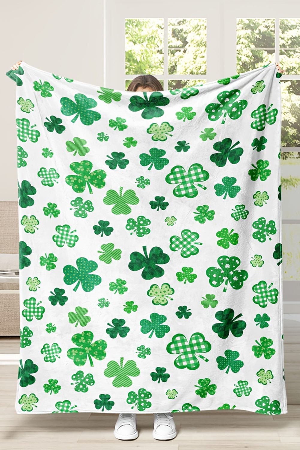 Lucky Clover Print Flannel Travel Blanket 130*150cm
