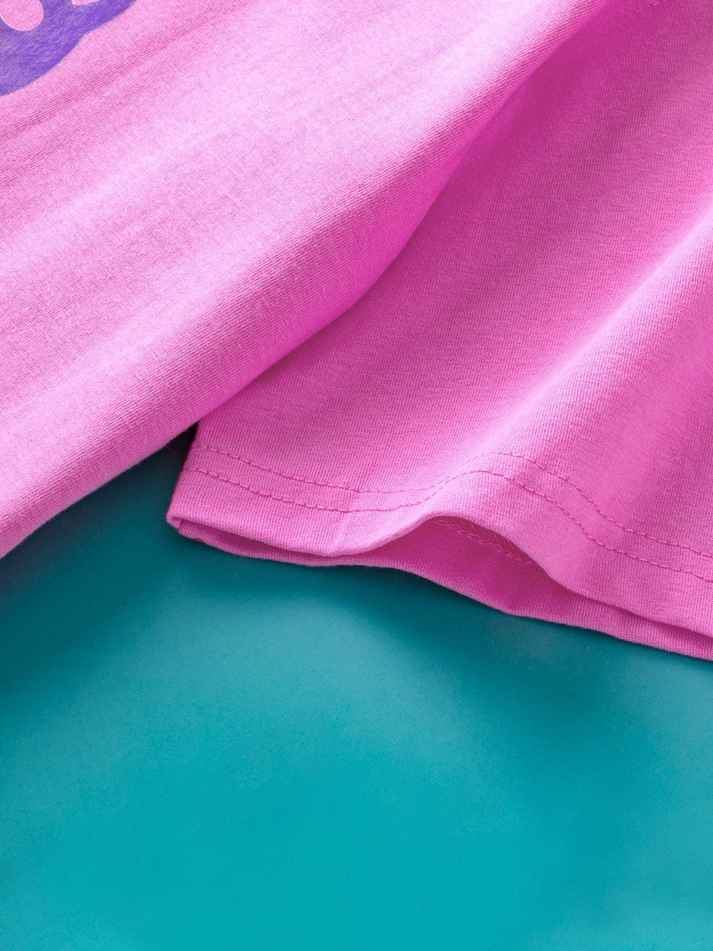 MAMA Bonbon Graphic Oversized Tee