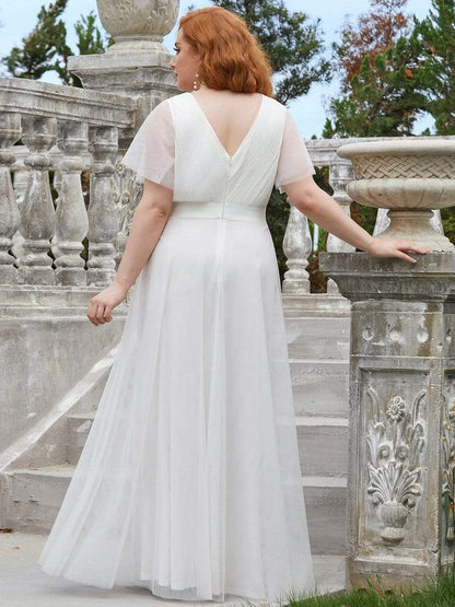 Elegant Plus Size Floor-Length Bridesmaid Gown with Short Sleeves