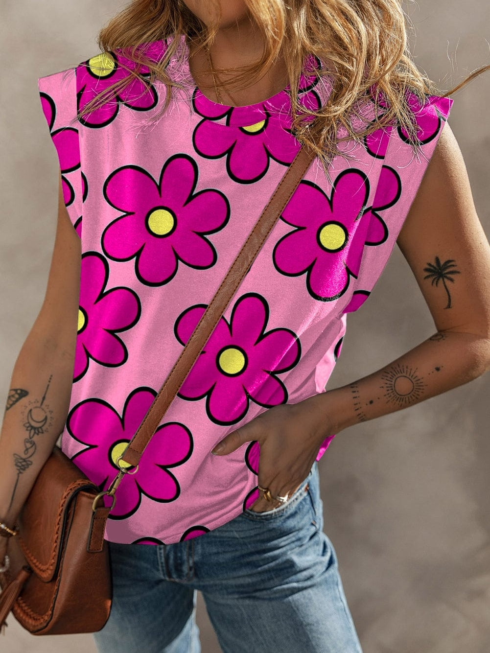 Pink Floral Print Round Neck Cap Sleeve T-Shirt with Southern Belle Style