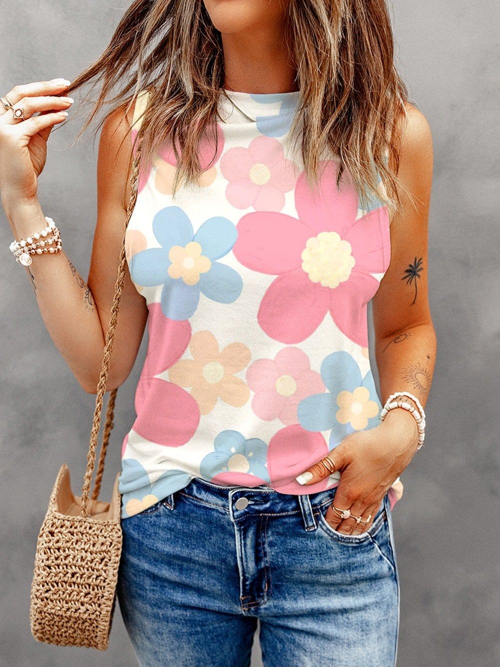 Pink Floral Sleeveless Summer Top with Round Neck